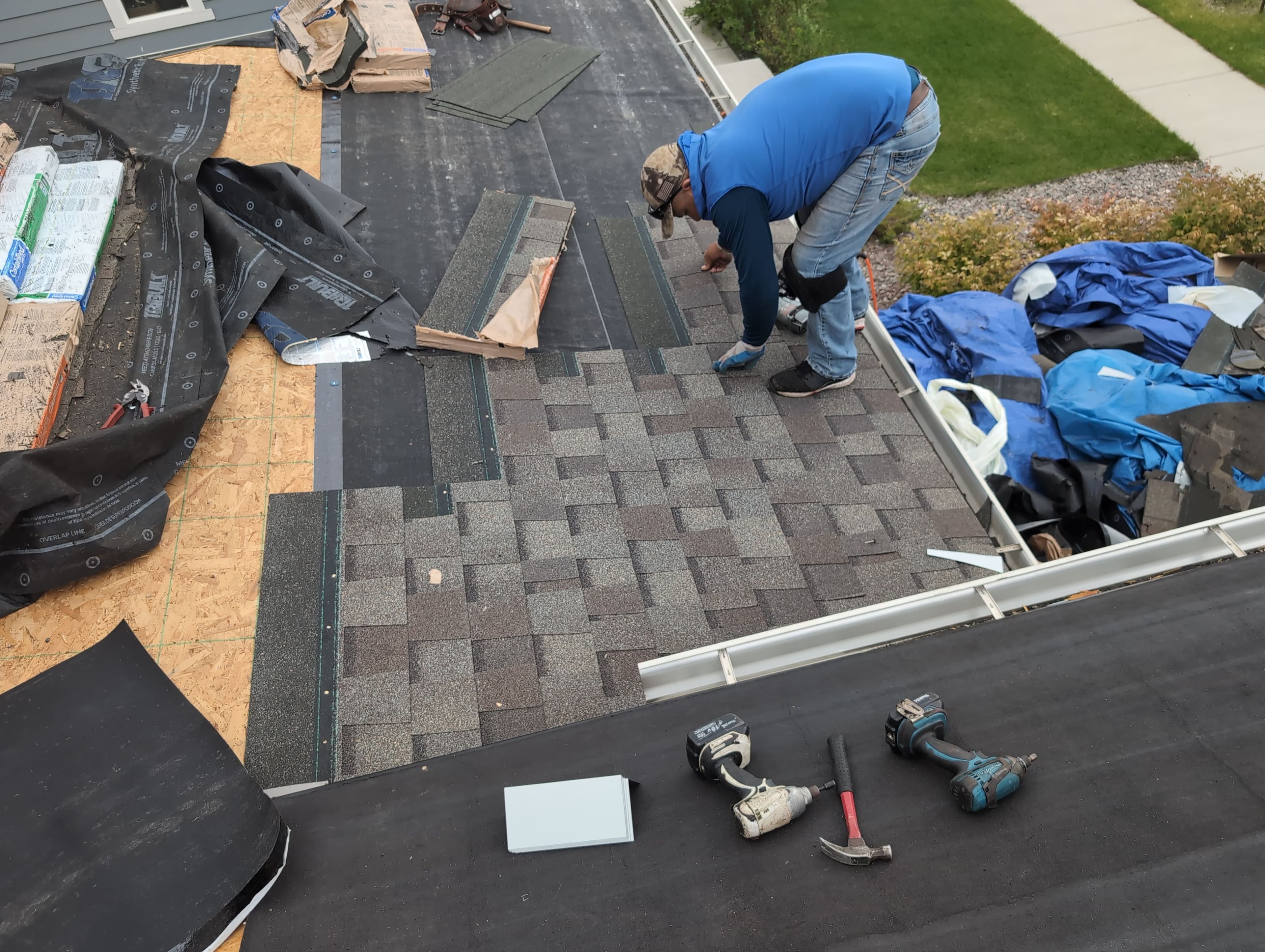 Expert Roofing Crew